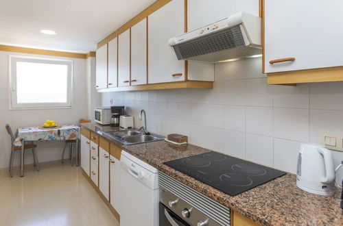 Foto 4 - Apartment mit 3 Schlafzimmern in Blanes mit schwimmbad
