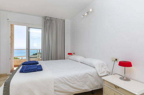Foto 5 - Apartment mit 3 Schlafzimmern in Blanes mit schwimmbad
