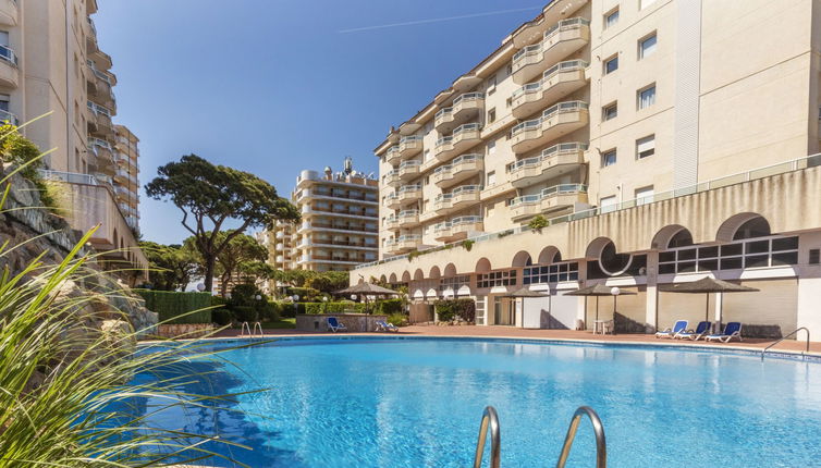 Foto 1 - Apartment mit 3 Schlafzimmern in Blanes mit schwimmbad