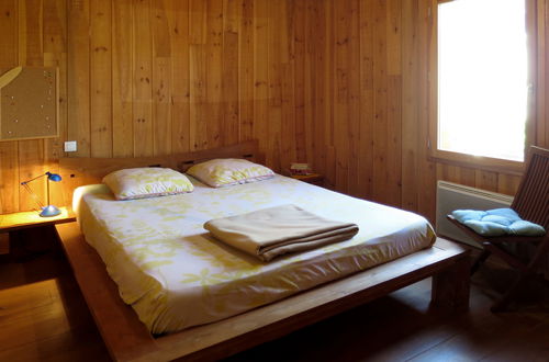Photo 28 - 3 bedroom House in Le Porge with private pool and garden