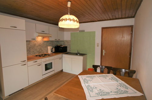 Photo 11 - 2 bedroom Apartment in Pill with terrace and mountain view