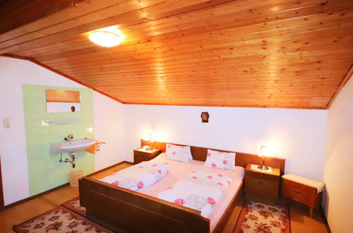Foto 9 - Apartamento de 2 quartos em Pill com jardim e terraço