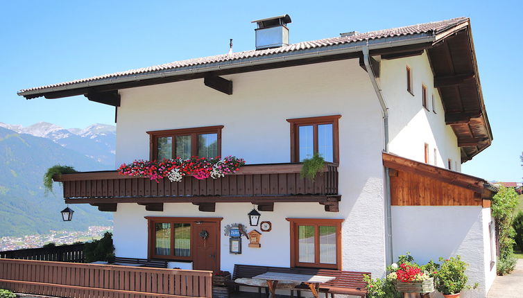 Photo 1 - 2 bedroom Apartment in Pill with garden and terrace