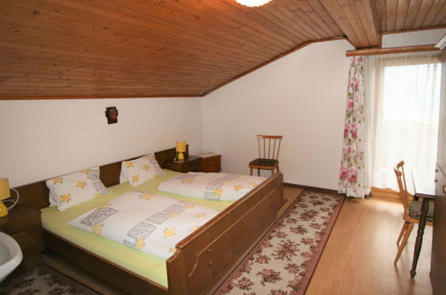 Foto 13 - Appartamento con 2 camere da letto a Pill con terrazza e vista sulle montagne