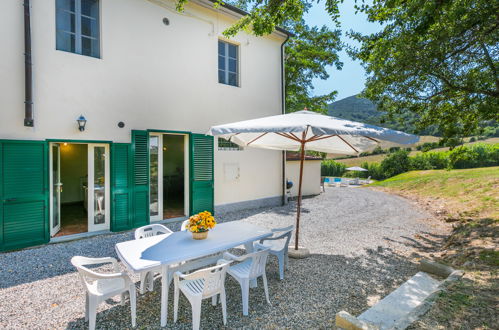 Foto 1 - Casa con 7 camere da letto a Rosignano Marittimo con piscina e vista mare