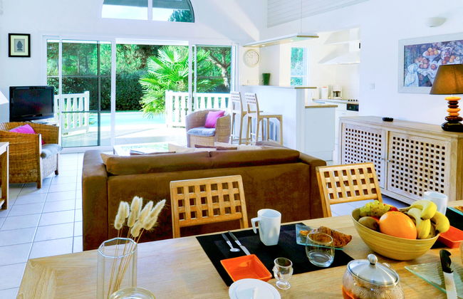 Casa de 5 quartos em Lacanau com piscina privada e terraço - Foto 4