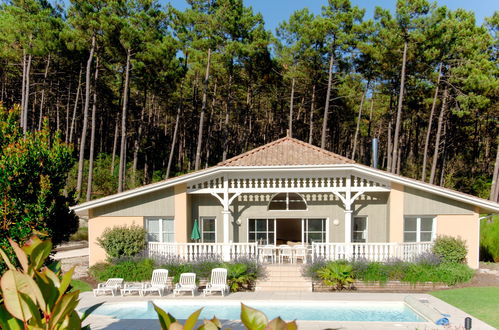 Foto 1 - Casa de 4 quartos em Lacanau com piscina privada e terraço