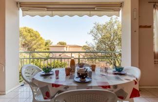 Photo 1 - Appartement de 1 chambre à Fréjus avec piscine et jardin