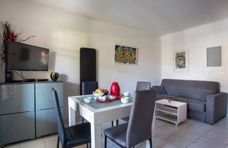 Foto 2 - Apartamento de 1 quarto em Villeneuve-Loubet com piscina e jardim