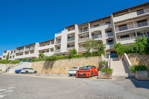 Foto 19 - Apartment in Saint-Cyr-sur-Mer mit terrasse