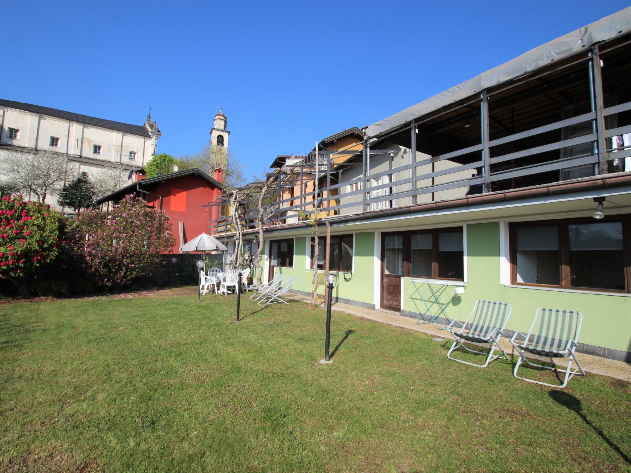 Foto 2 - Haus mit 1 Schlafzimmer in Trarego Viggiona mit schwimmbad und blick auf die berge