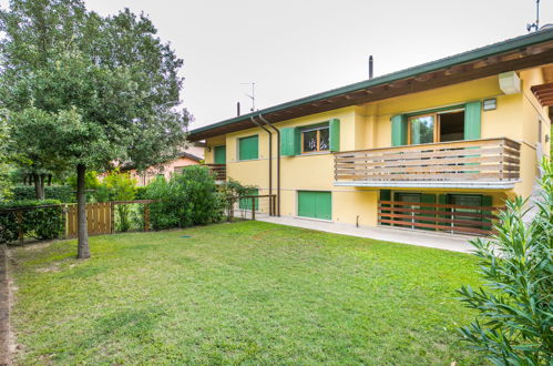 Foto 38 - Casa de 2 habitaciones en Lignano Sabbiadoro con piscina y vistas al mar