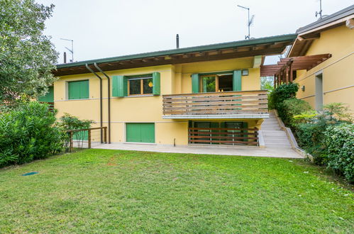 Foto 39 - Casa de 2 habitaciones en Lignano Sabbiadoro con piscina y vistas al mar