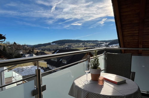 Photo 18 - Appartement de 2 chambres à Bernau im Schwarzwald avec terrasse et vues sur la montagne