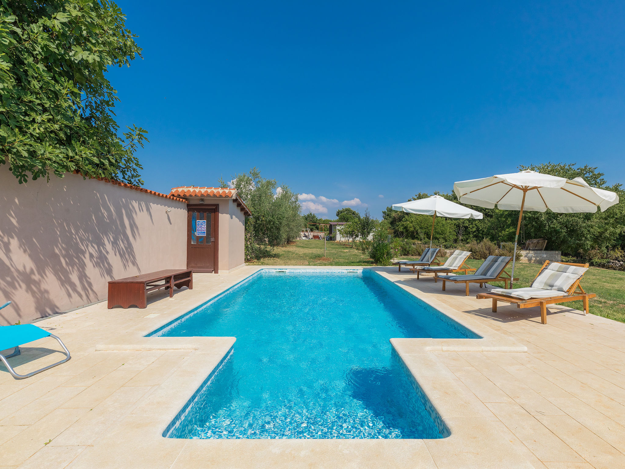 Foto 19 - Casa de 2 quartos em Marčana com piscina privada e vistas do mar