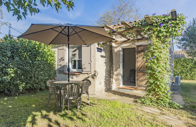Casa de 3 quartos em Arles com piscina e jardim - Foto 3