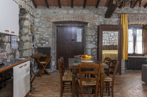 Photo 6 - Appartement en Bagnoregio avec piscine et jardin