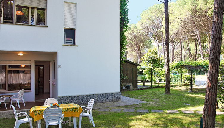 Foto 1 - Apartamento de 2 quartos em San Michele al Tagliamento com jardim e terraço