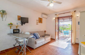 Photo 3 - Appartement en Golfo Aranci avec jardin et vues à la mer