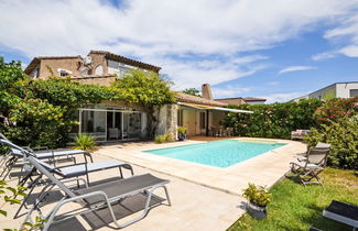 Foto 1 - Casa con 2 camere da letto a Morières-lès-Avignon con piscina privata e giardino