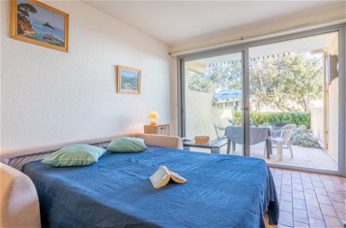 Foto 11 - Apartamento em Fréjus com jardim e vistas do mar