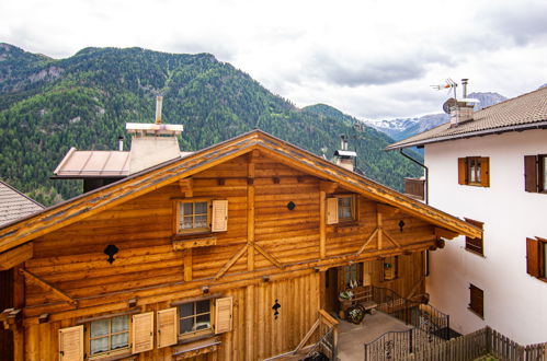 Foto 28 - Apartamento de 2 habitaciones en San Giovanni di Fassa-Sèn Jan con vistas a la montaña