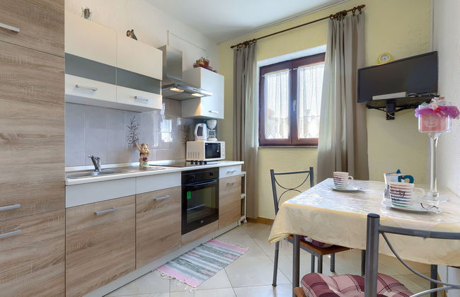 Apartamento de 1 quarto em Poreč com jardim e terraço - Foto 3