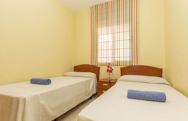 3 bedroom Apartment in Oropesa del Mar with swimming pool and garden - Photo 13