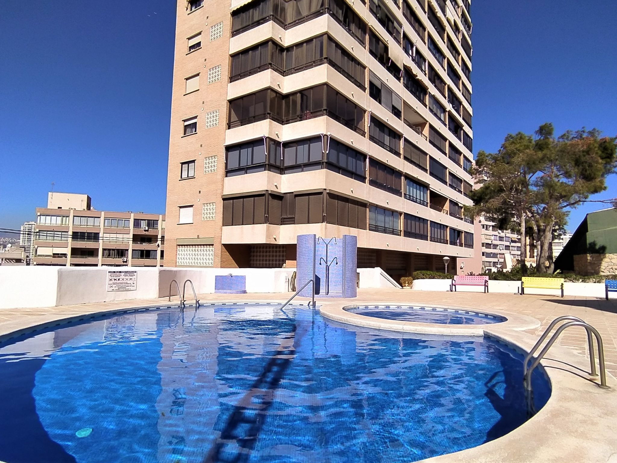 Foto 4 - Apartamento de 1 habitación en Benidorm con piscina y vistas al mar