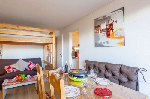 Foto 11 - Apartment mit 1 Schlafzimmer in Villarembert mit schwimmbad und blick auf die berge