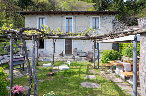 Photo 1 - Maison de 3 chambres à Cannero Riviera avec jardin