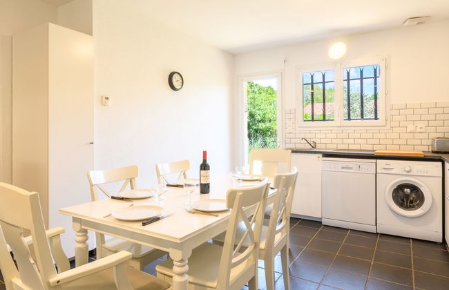 Casa de 4 quartos em Saint-Julien-en-Born com jardim e terraço - Foto 9