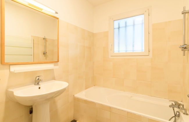 Casa de 4 quartos em Saint-Julien-en-Born com jardim e terraço - Foto 14