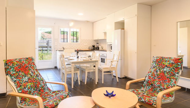 Casa de 4 quartos em Saint-Julien-en-Born com jardim e terraço - Foto 3