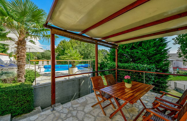 Casa de 2 quartos em Matulji com piscina e jardim - Foto 2