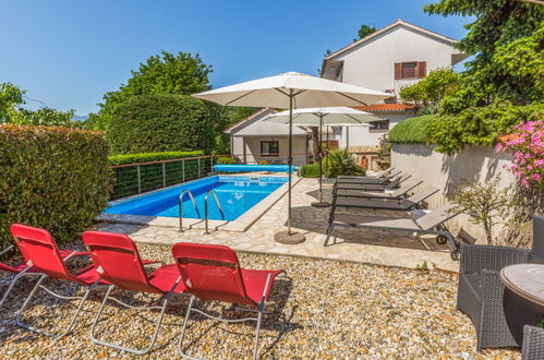 Photo 1 - Maison de 1 chambre à Matulji avec piscine et jardin