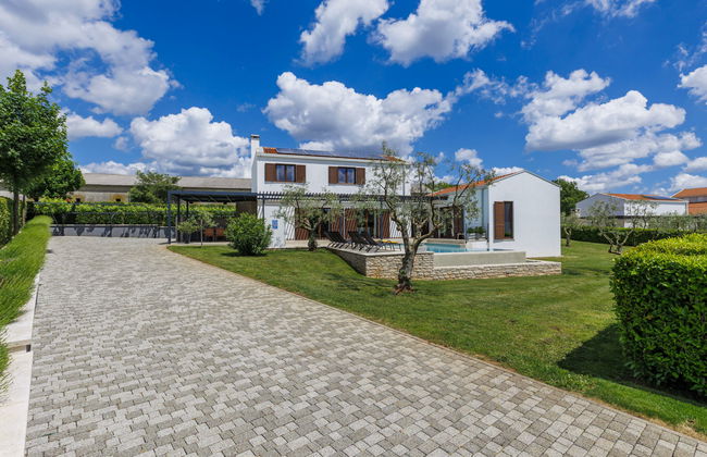 Casa de 5 quartos em Sveti Petar u Šumi com piscina privada e jardim - Foto 49