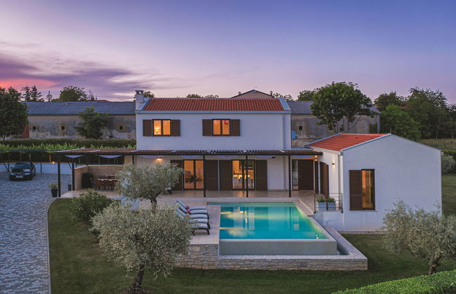 Casa de 5 quartos em Sveti Petar u Šumi com piscina privada e jardim - Foto 39