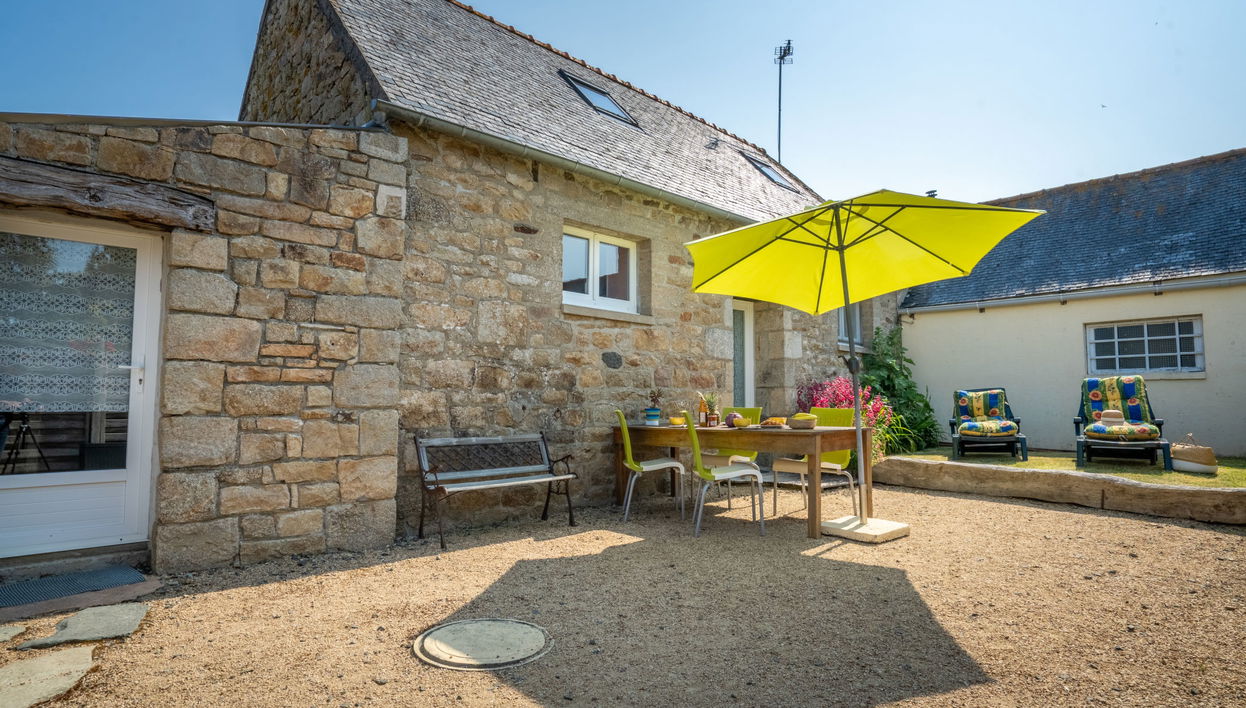 Haus mit 2 Schlafzimmern in Ploumilliau mit garten - Foto 1