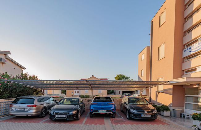 Apartamento de 2 quartos em Nin com piscina e jardim - Foto 18