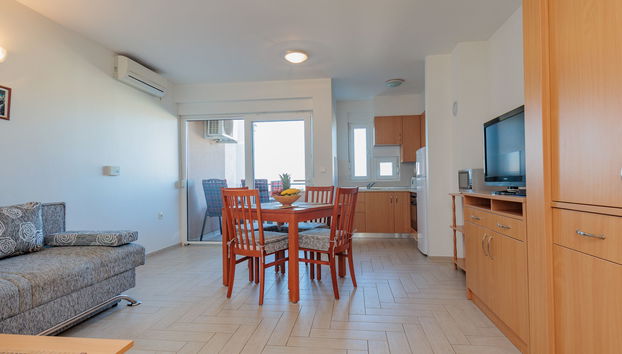 Apartamento de 2 quartos em Nin com piscina e jardim - Foto 3