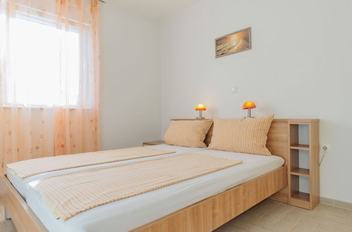 Photo 9 - 1 bedroom Apartment in Nin with swimming pool and sea view