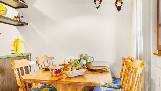 Apartamento de 2 quartos em Ernen com jardim - Foto 3