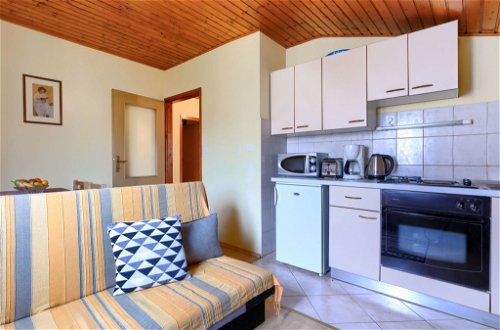 Foto 2 - Apartment mit 2 Schlafzimmern in Pula mit terrasse und blick aufs meer