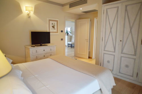 Foto 17 - Apartment mit 2 Schlafzimmern in San Casciano dei Bagni mit schwimmbad und garten