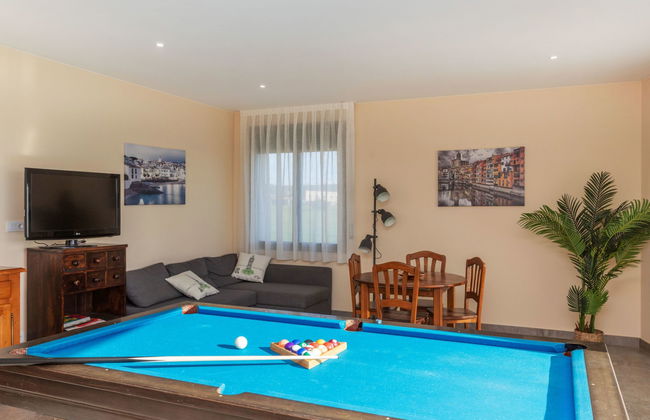 Casa de 8 quartos em Vidreres com piscina privada e jardim - Foto 33