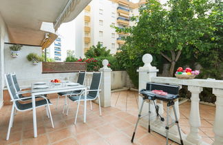 Foto 2 - Apartamento de 1 habitación en Salou con piscina y vistas al mar