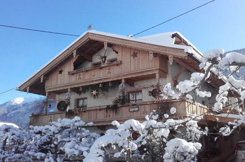 Photo 10 - Appartement de 2 chambres à Finkenberg avec vues sur la montagne