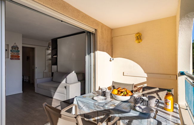 Apartamento de 1 quarto em Le Lavandou com piscina e jardim - Foto 3