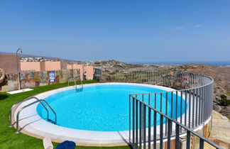 Photo 3 - Maison de 3 chambres à San Bartolomé de Tirajana avec piscine et vues à la mer